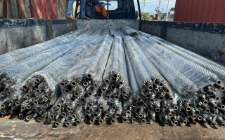 So sánh ống tản nhiệt cánh nhôm và cánh kẽm: Ưu nhược điểm