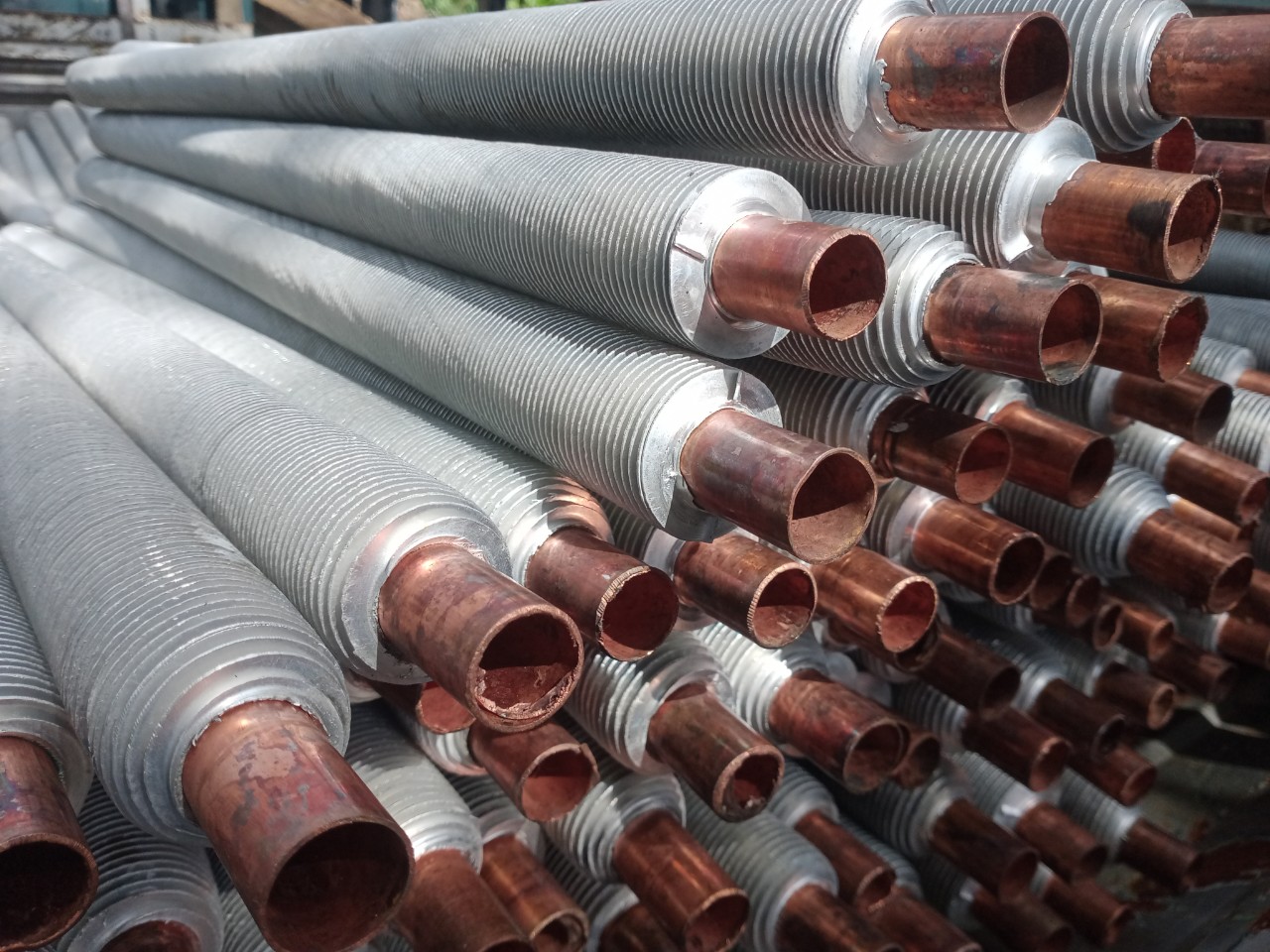 ống tản nhiệt ống đồng cánh nhôm