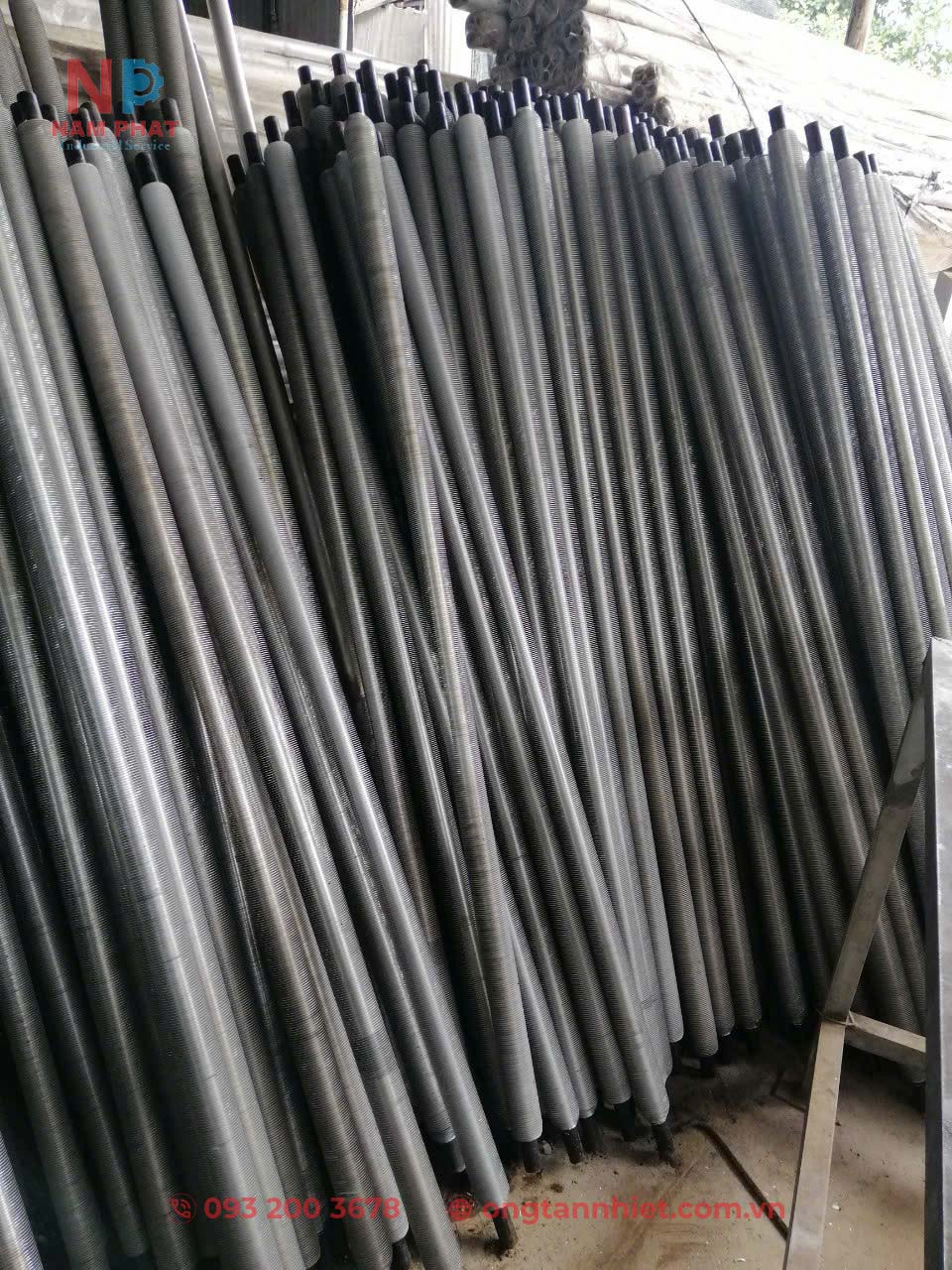 ong-tan-nhiet-inox-phi-27