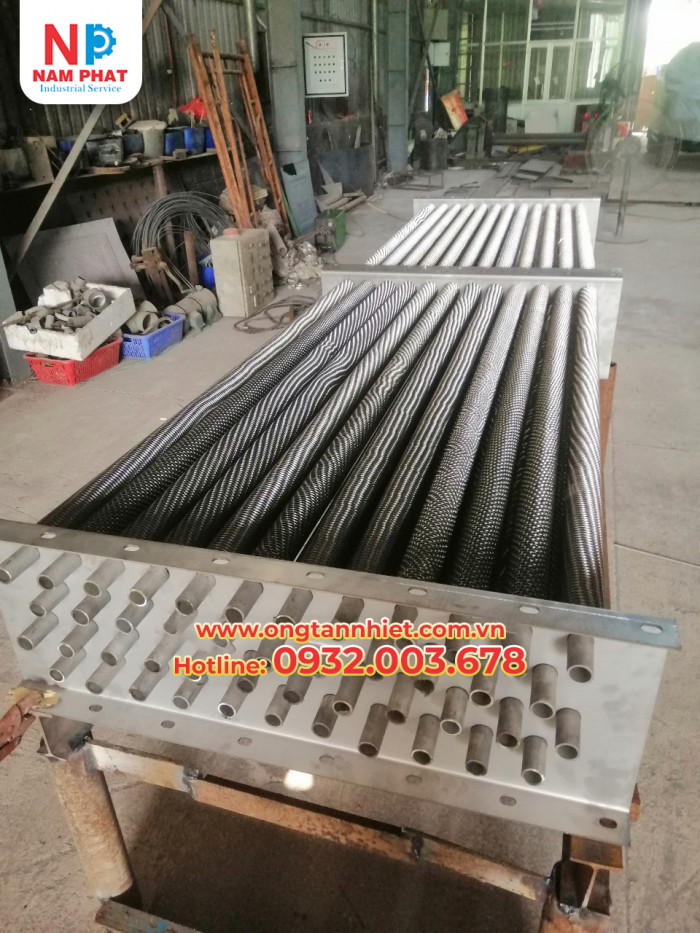 ong-tan-nhiet-canh-inox-phi-21