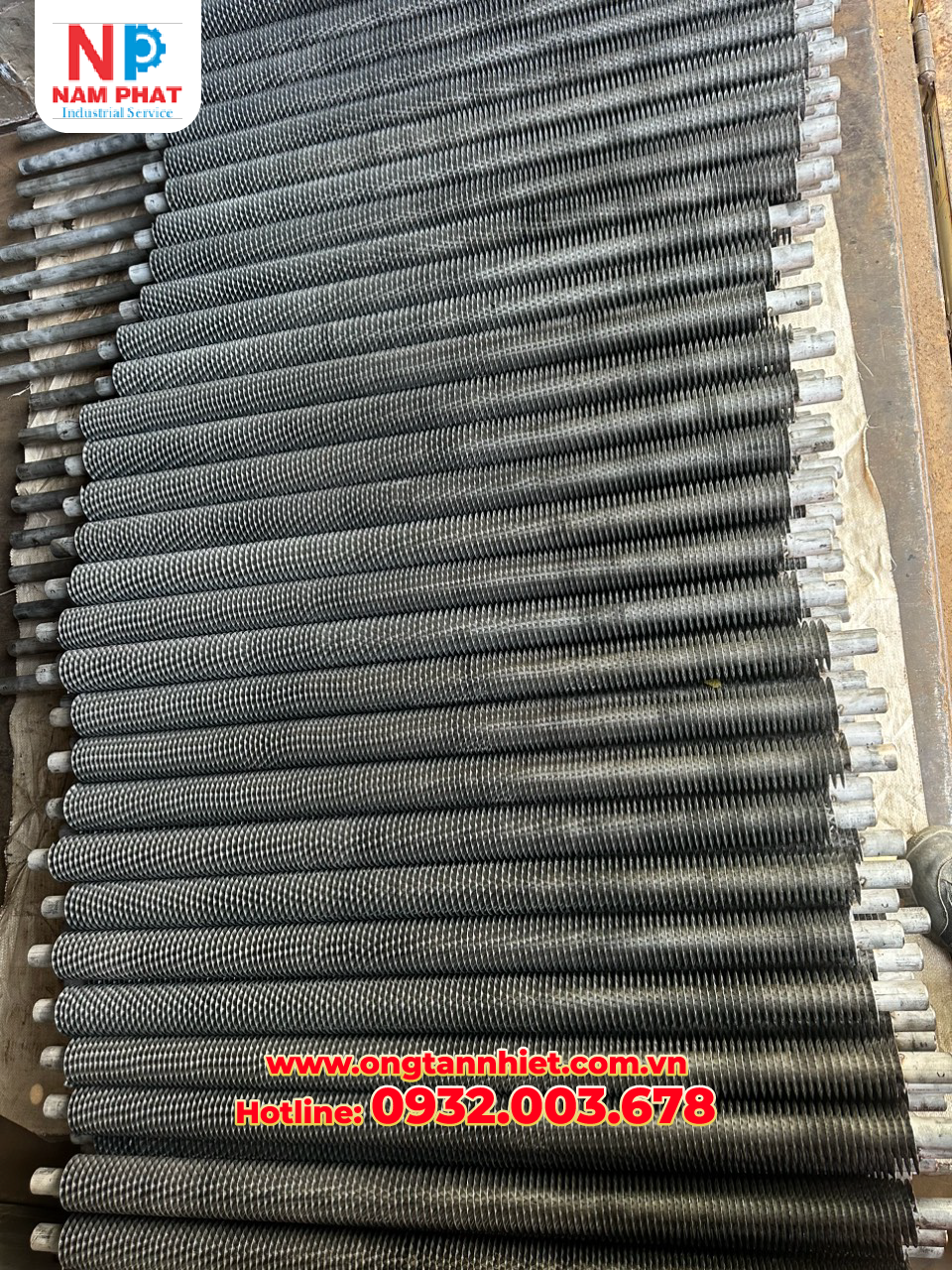 ong-tan-nhiet-canh-inox-phi-27